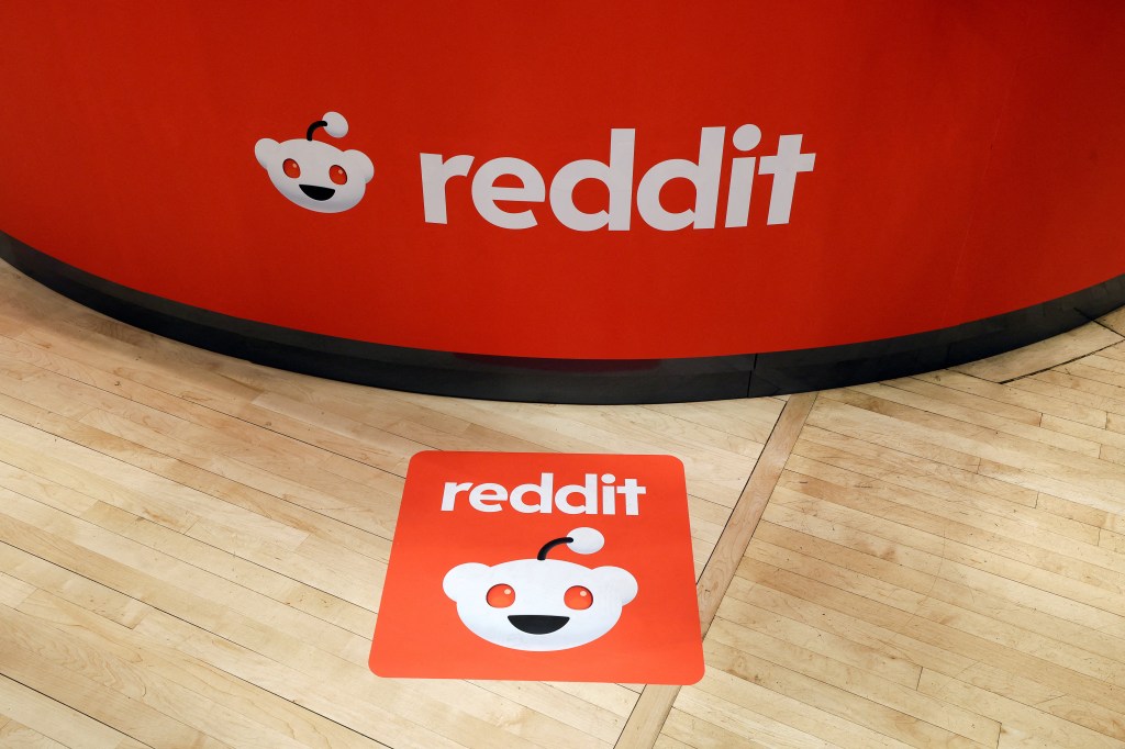 Reddit logo