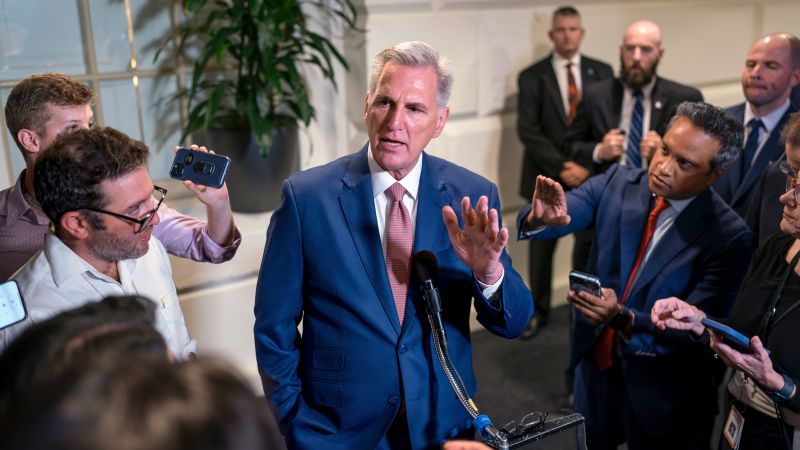 McCarthy visibly frustrated after GOP hardliners put his plan to avoid a shutdown on ice