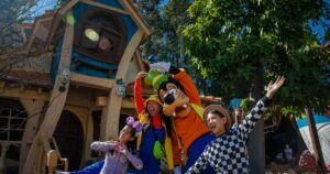 Woman sues Disneyland, claiming Goofy seriously injured her in a fall