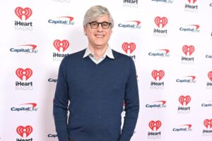 Mo Rocca out with new book on 'Late in Life Debuts' featuring stars still doing it in their 80s