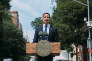 Council member Erik Bottcher calls for B-HEARD expansion in western Manhattan