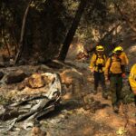 Firefighters make progress on Southern California wildfires